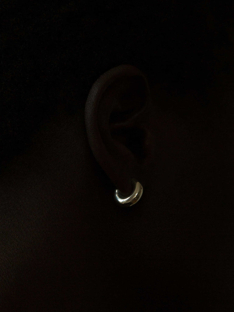CARMELA HOOPS SILVER